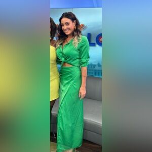 Goodtimes USA Pretty Little Thing MIDI Wrap DRESS Size Medium Tie Front Cocktail